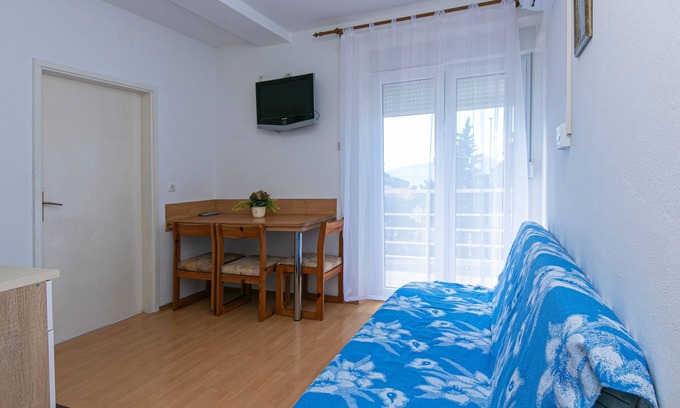 Gradac Apartment | One bedroom apartment with balcony and sea view Gradac, Makarska (A-5198-d)
