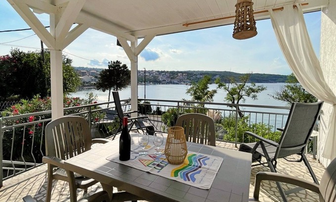 Silo Apartment | One-bedroom Apartment with Sea View