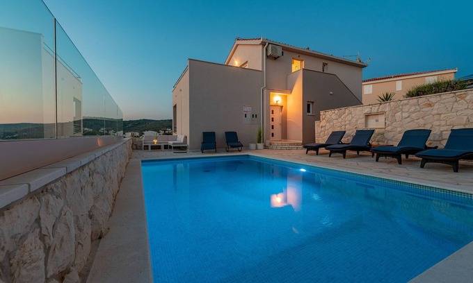 Razanj Apartment | "Perfect runaway" in quiet bay with sea view and heated pool -app for 3 - Mona 2