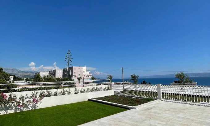 Znjan Apartment | Royal Lux Residence
