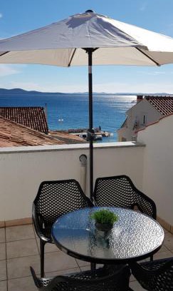 Diklo Apartment | Rustic House Diklo 20m from the sea