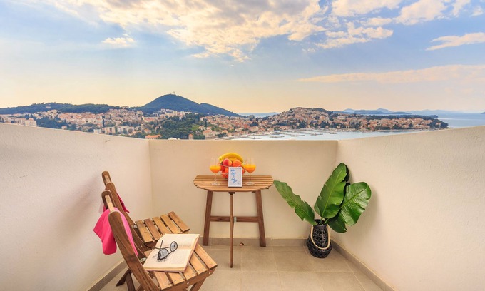 Gruz Apartment | Skyscraper Apartment