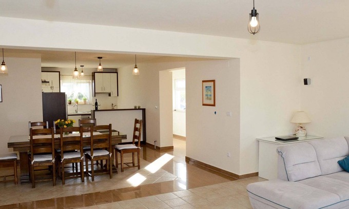 Ljubac Apartment | Spacious Apartment in Ljubac with Terrace