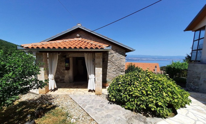 Opatija House | Stone House in Dobrec with Sea Views