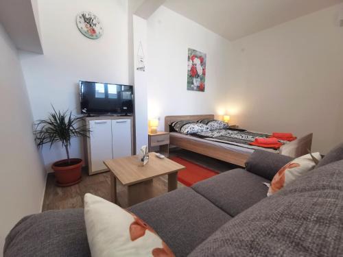 Rudine Apartment | Studio Apartment Mini Dora