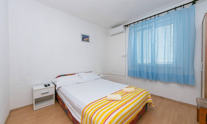 Gradac Apartment | Studio flat with air-conditioning Gradac, Makarska (AS-5198-a)