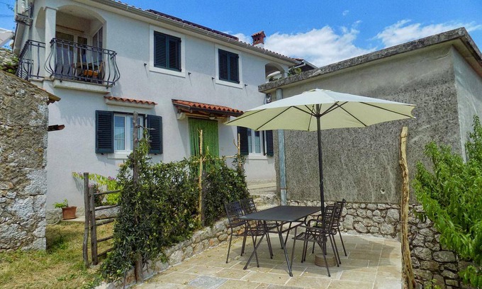 Zagore Apartment | Studio flat with terrace and sea view Zagore, Opatija (AS-13277-b)