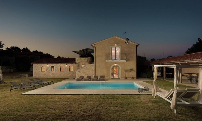 Prkacini House | The beautiful holiday home Villa Rustica in country style