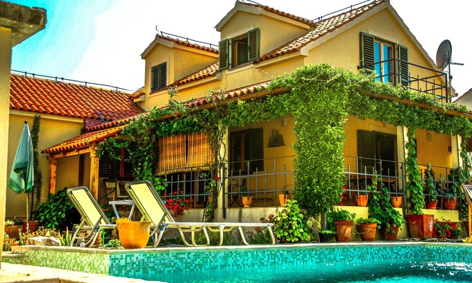 Supetar Villa | Tuscany-Styled Villa with Superb View of Adriatic and Private Swimming Pool