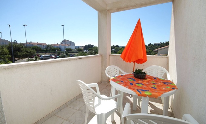 Cove Murtar Apartment | Two bedroom apartment with terrace Mali Lošinj, Lošinj (A-8090-b)