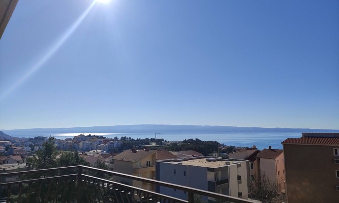 Podstrana Apartment | Two bedroom apartment with balcony and sea view Stobreč, Split (A-20510-b)