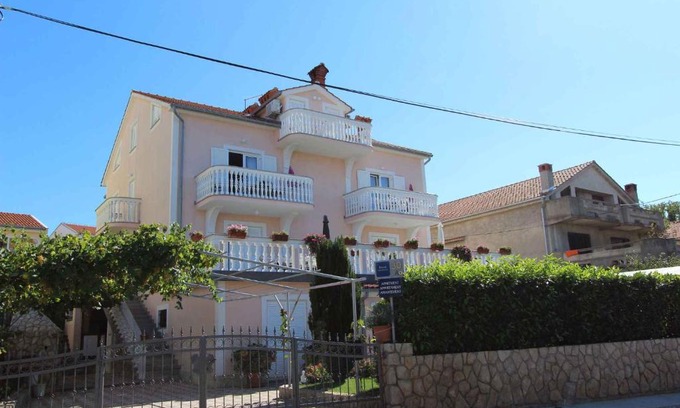 Malinska-Dubasnica Apartment | Two-Bedroom Apartment Malinska near Sea 1