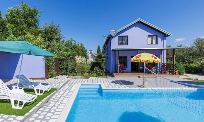 Materada House | Vacation home Minja by Interhome