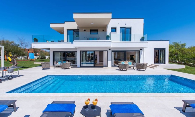 Jehnici Villa | Villa ∙ 4 bedrooms ∙ 8 guests