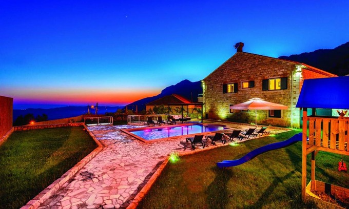 Dubravka Villa | Villa ∙ 6 bedrooms ∙ 16 guests