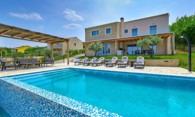 Brkac Villa | Villa ∙ 8 bedrooms ∙ 16 guests