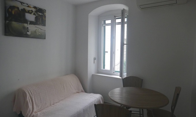 Vrpolje Apartment | Villa Abeona (apartment)
