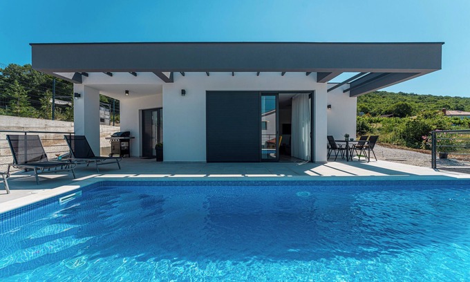 Brgod Villa | Villa Ambri in Trget - Haus für 4-5 Personen