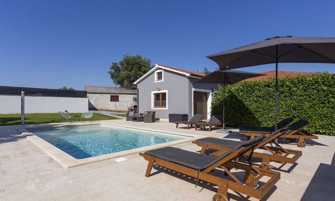 Bicici Villa | Villa Anavi with private pool and large garden for 8 persons in Istria, Croatia