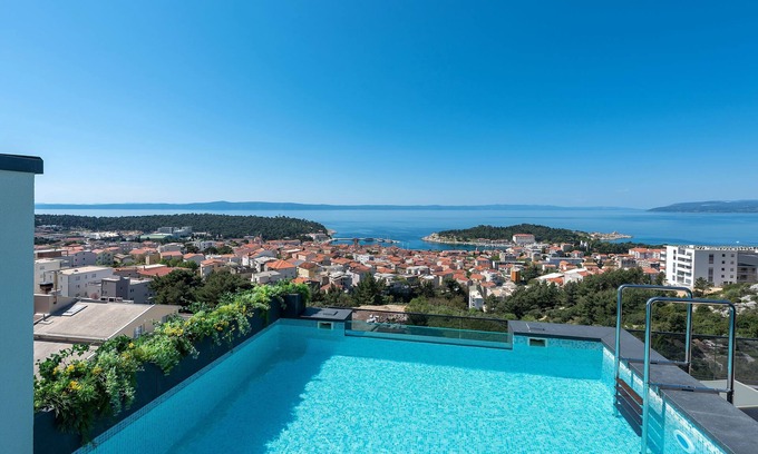 Moca Villa | villa Aurelia 2-amazing sea and city rooftop view