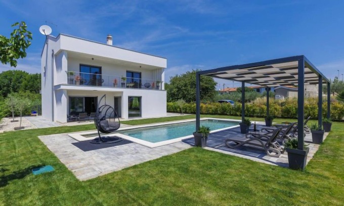Kanfanar House | Villa Essea by Interhome