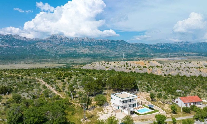 Krusevo Villa | Villa in pure nature