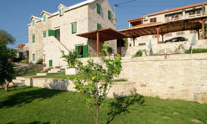 Sumartin Villa | Villa in Sumartin near Beach & Private Pool