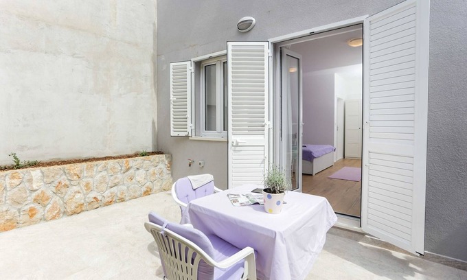 Gruz Apartment | Villa Karmen with terrace