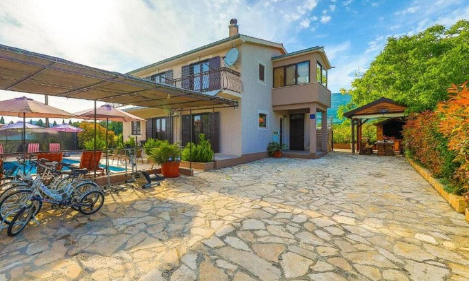 Kastel Novi Villa | Villa Marica - Five bedroom Villa with Private Pool