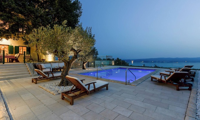 Municipality of Brela Villa | Villa Miscic-nature oase