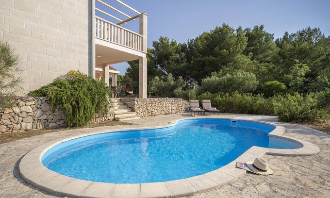 Stari Grad Villa | Villa Pharia with Pool XI