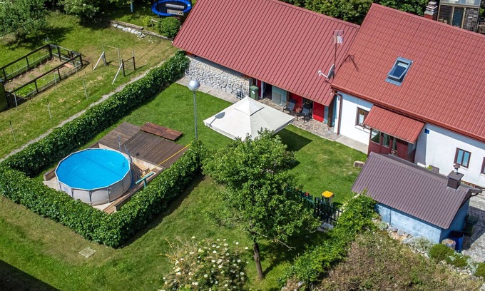 Lic House | Wonderful private villa for 4 people with WIFI, A/C, private pool, TV and pets allowed