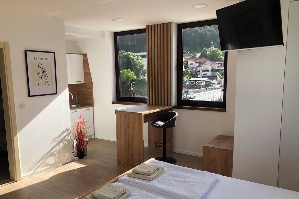 Konjic Apartment | Green River
