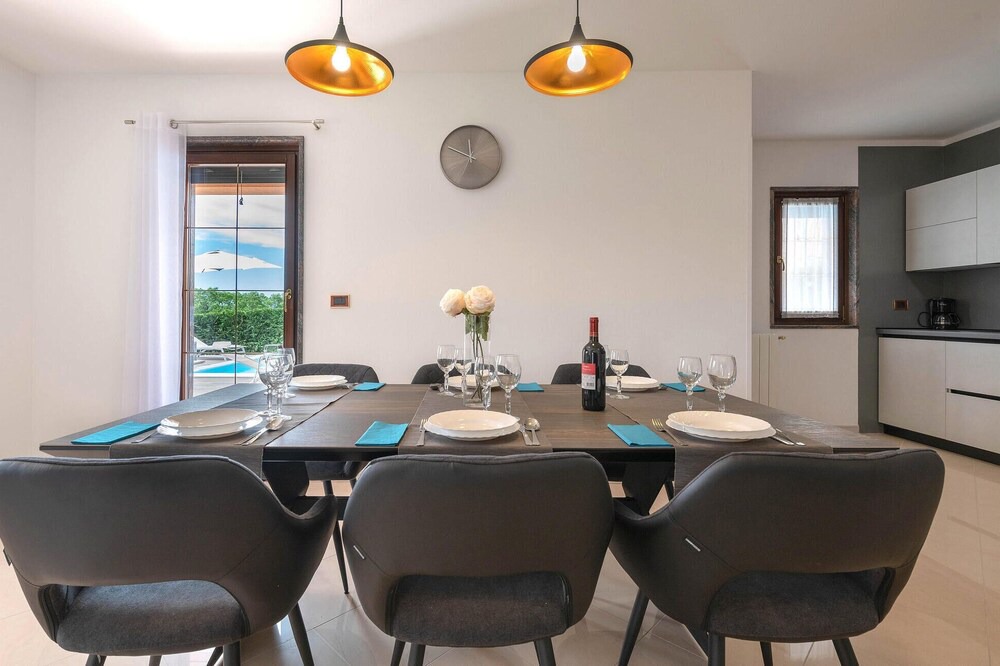 Vinez Apartment | Awesome Apartment in Labin With Outdoor Swimming Pool, Wifi and 3 Bedrooms