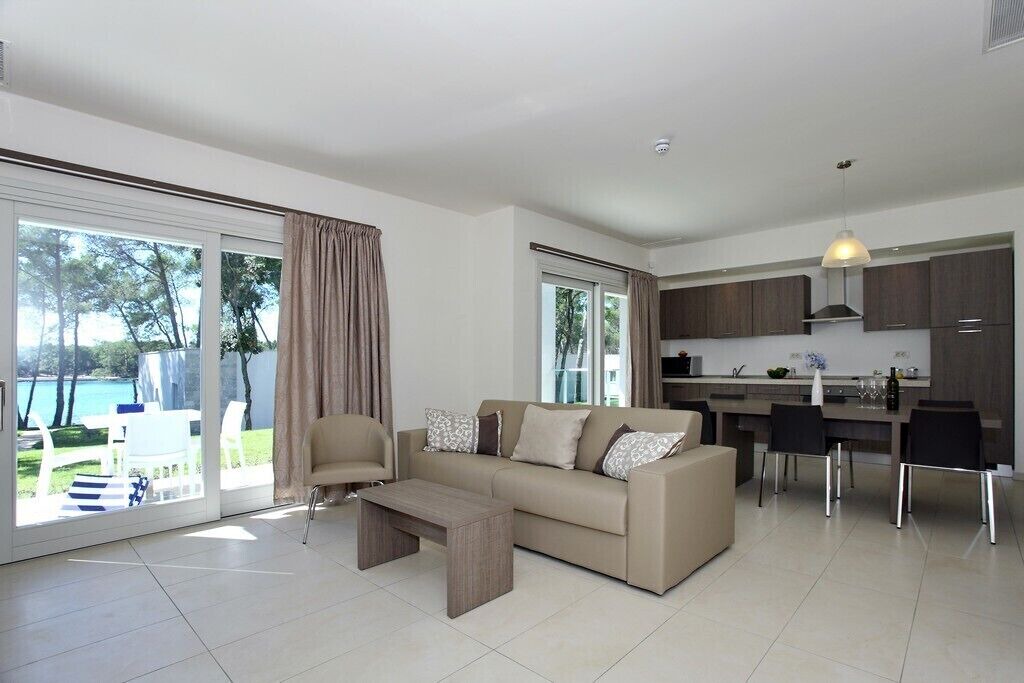 Biograd na Moru Hotel | Crvena Luka Resort