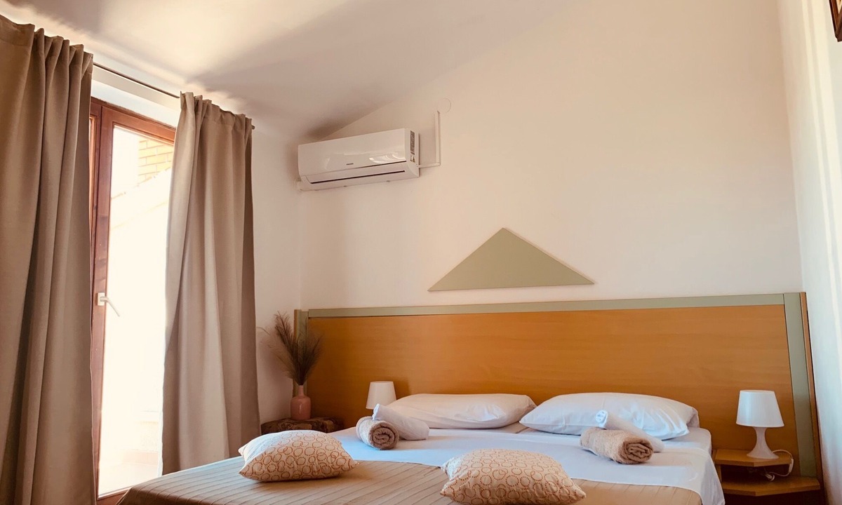 Banjole Villa | Room in Guest Room - Linc Rooms & Apartments