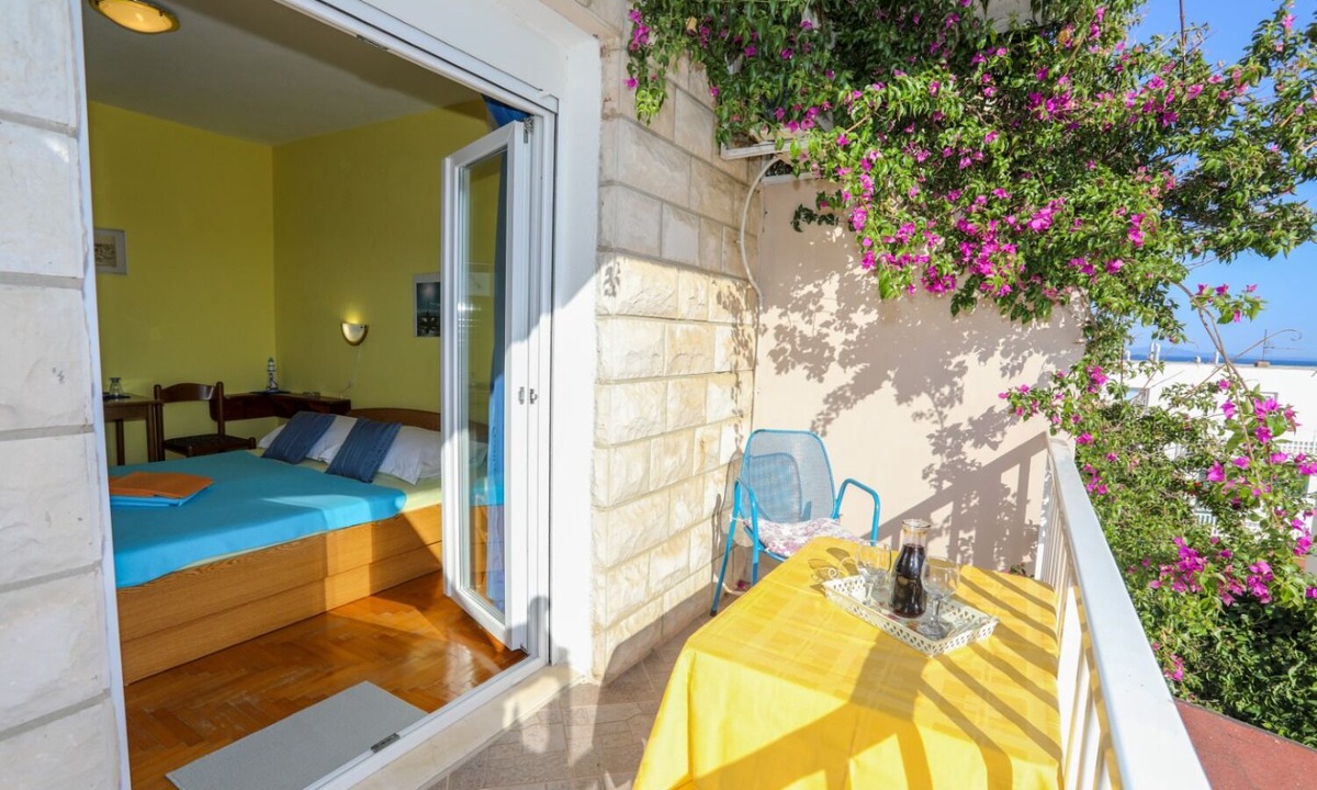 Milna Apartment | Marlene - 50 m From sea - A1