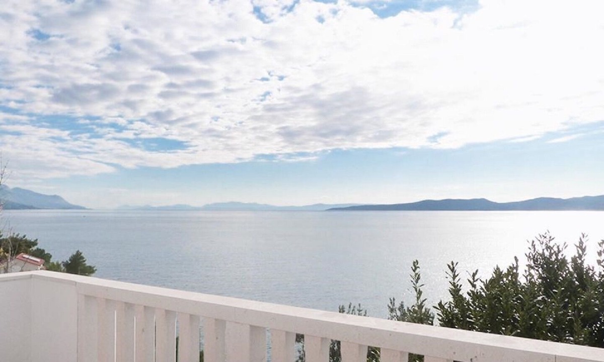 Pisak Apartment | Niko - 50 m From Pebble Beach - A6 Prvi kat