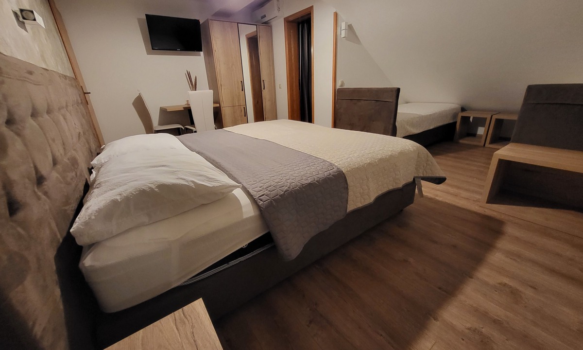 Grabovac Bed & Breakfast | House Tina - Bed and Breakfast