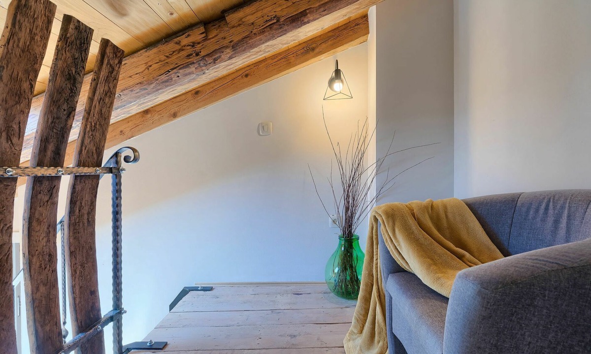 Radovani House | Stunning private villa for 8 guests with WIFI, A/C, private pool, TV and terrace