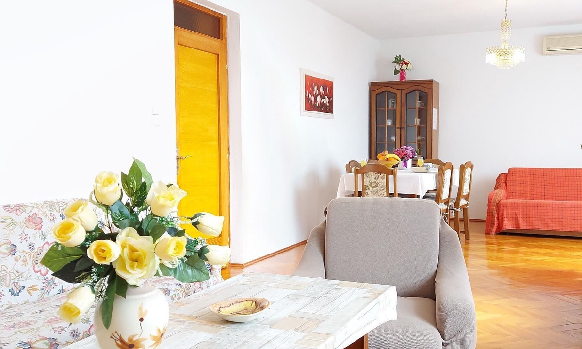 Senj House | Holiday House Jure Senj mit Privatparkplatz