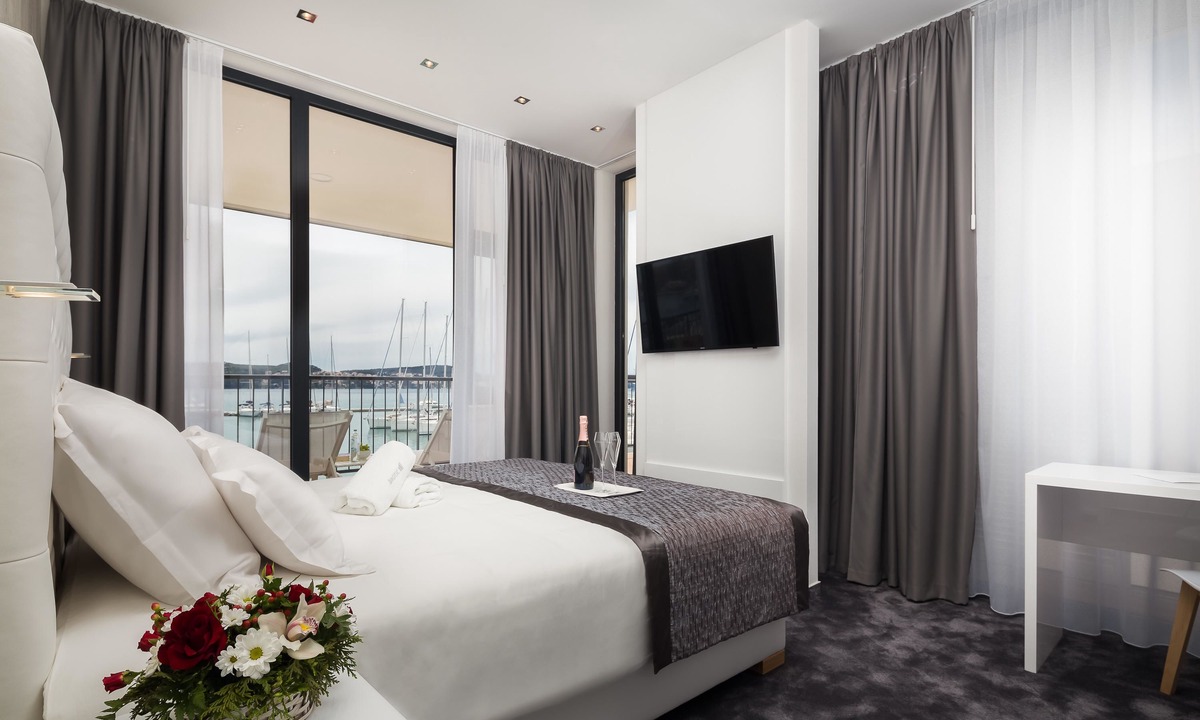 Seget Donji Hotel | Marina Baotić Apartments