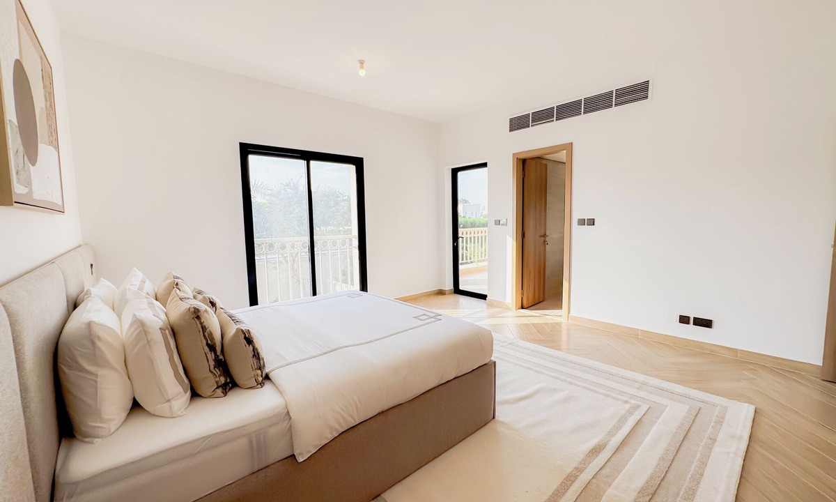 Dubai Villa | Designer Furnished Villa Luxury Finishes