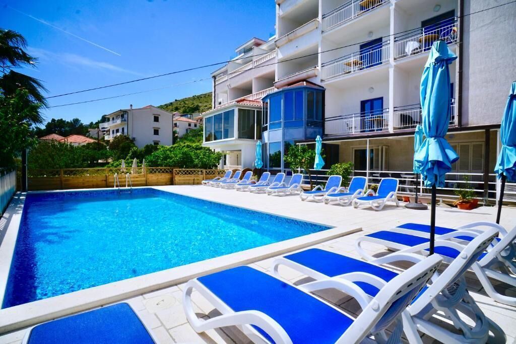 Seget Donji Hotel | Hotel Bavaria