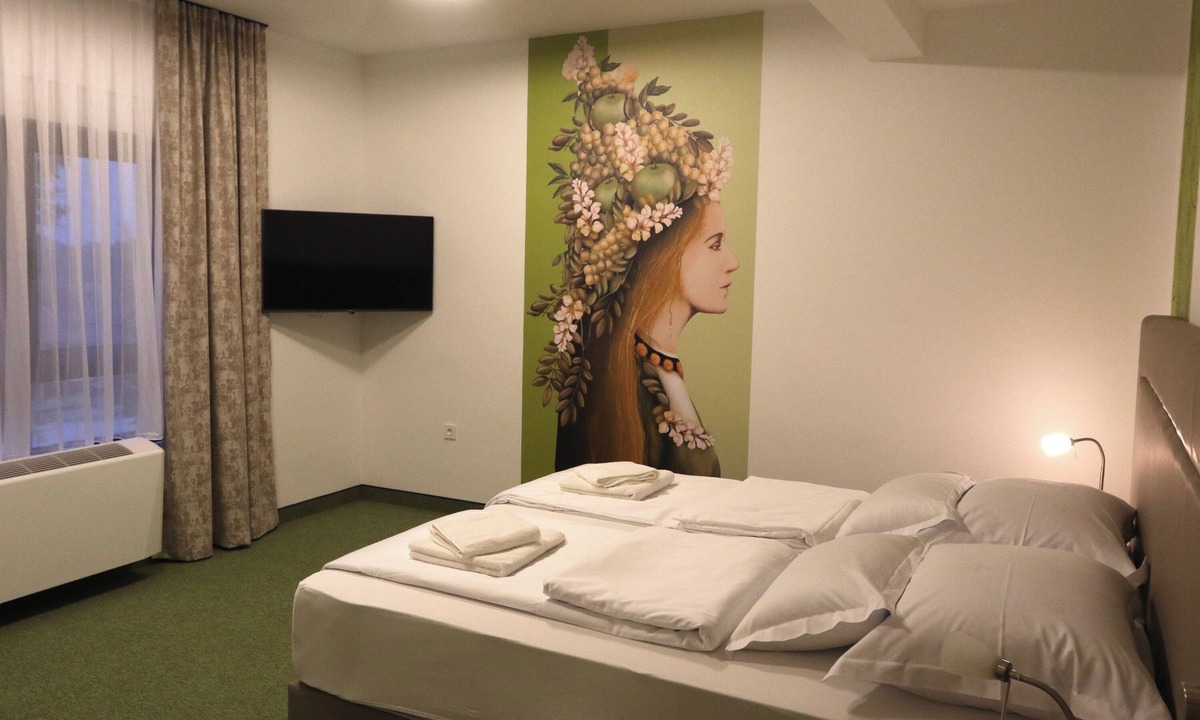 Aljmas Hotel | VINOTEL BRZICA ALJMAŠ