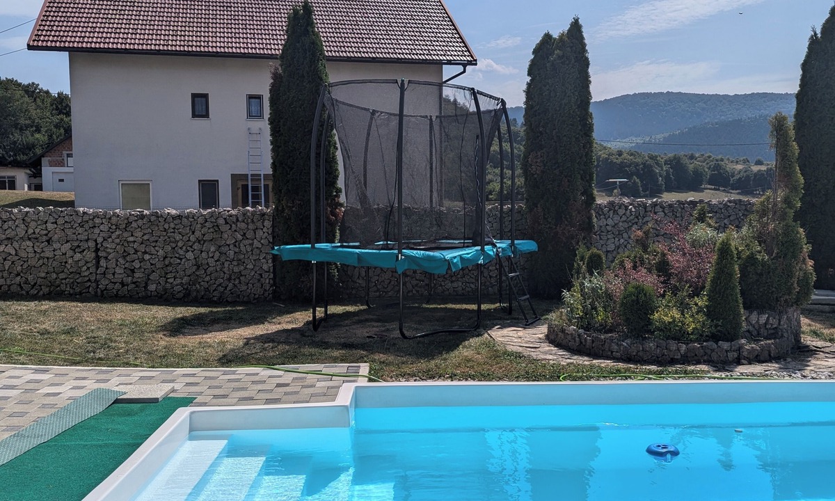 Brinje Apartment | Vacation apartment Luna with pool. and dogs welcome