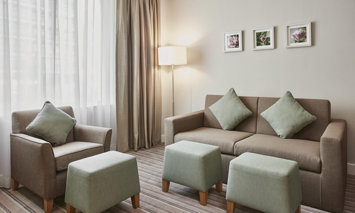 Al Barsha 1 Hotel | Hilton Garden Inn Dubai, Mall Avenue