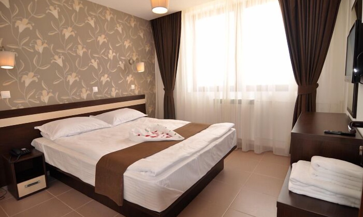 Constanta Villa | Blue Beach Studios