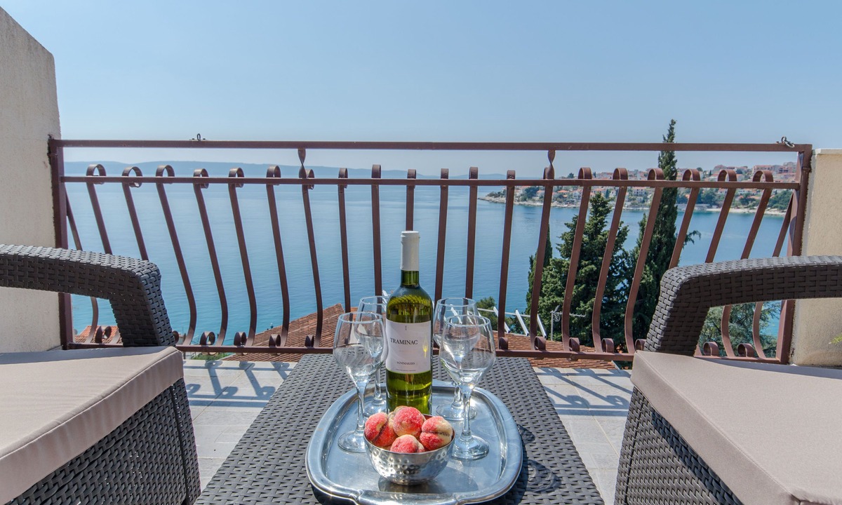 Okrug Gornji Apartment | Apartments Bee Maja (30881-A3) - Okrug Gornji (Ciovo)