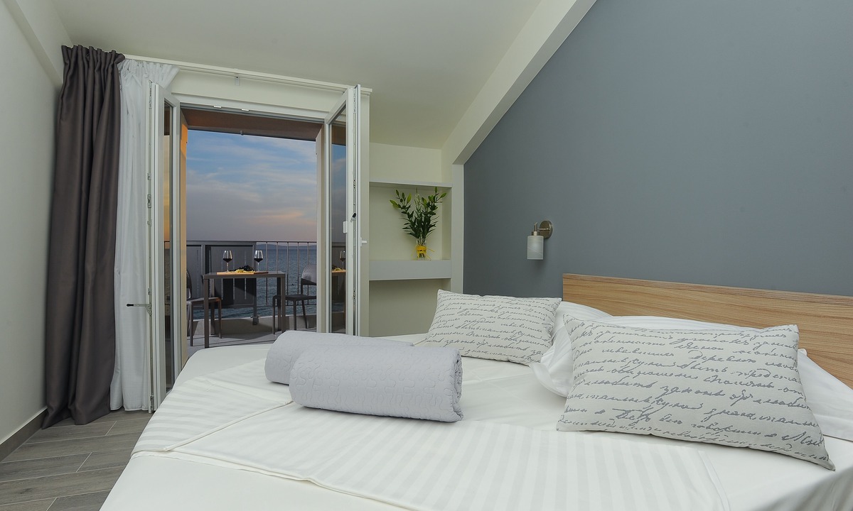 Podstrana Apartment | Seaside Luxury Suites